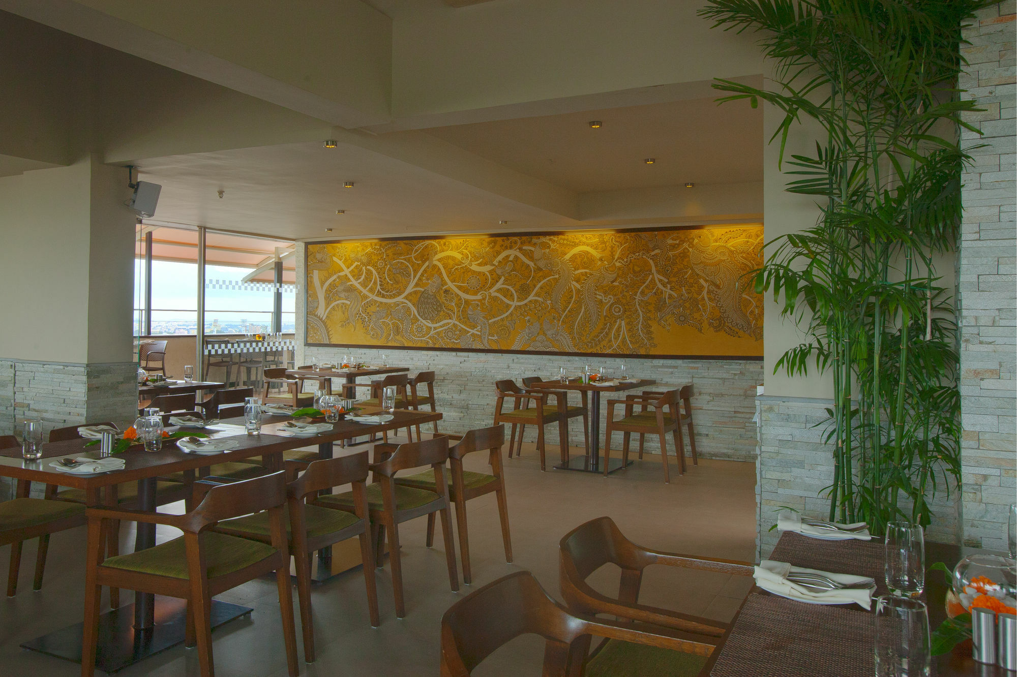 Ivory Tower Hotel Бангалор Екстериор снимка